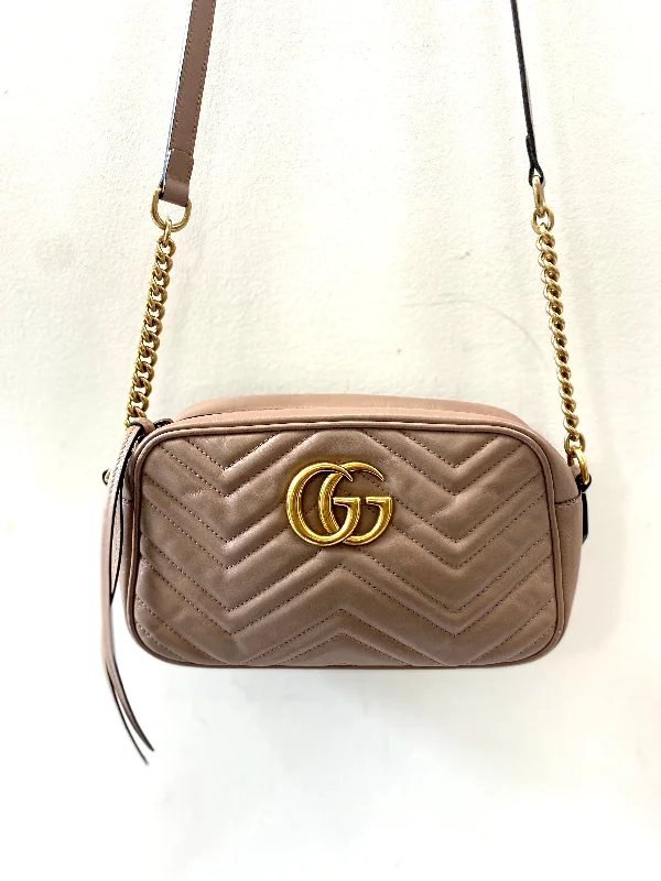 GUCCI GG MARMONT MATELASSE CALFSKIN SMALL CHAIN SHOULDER BAG