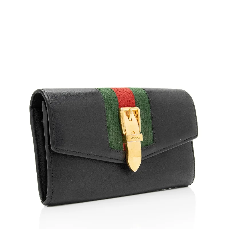 Gucci Calfskin Sylvie Continental Wallet (1uI8WQ)