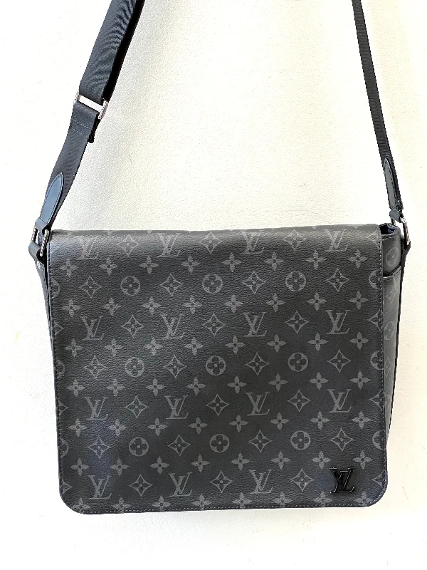 LOUIS VUITTON MONOGRAM ECLIPSE DISTRICT MM BAG