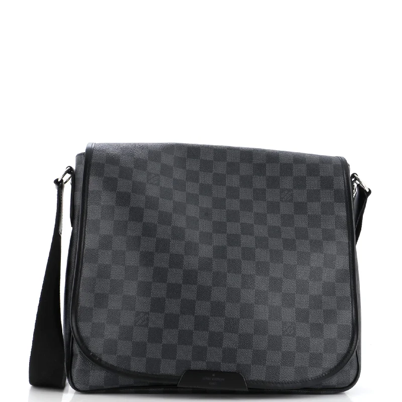 Daniel Messenger Bag Damier Graphite MM