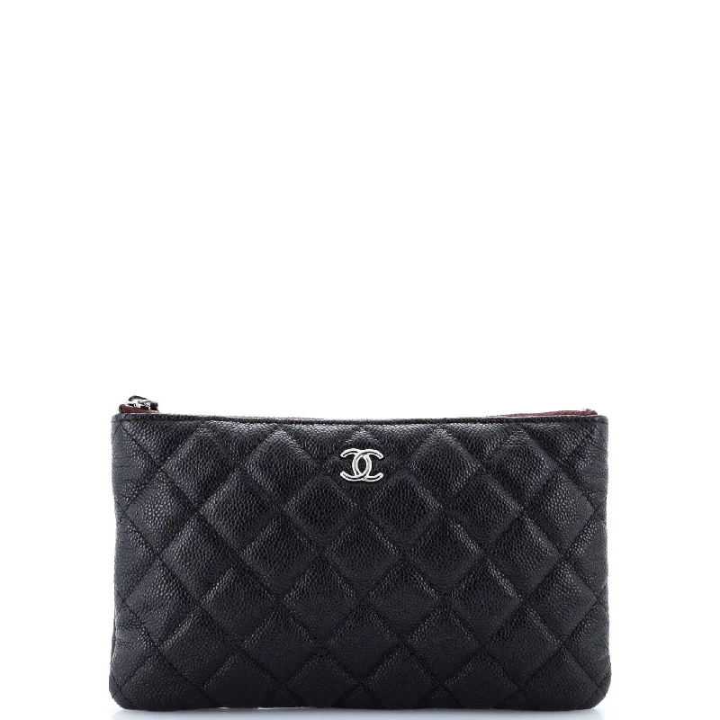 O Case Clutch Quilted Caviar Small