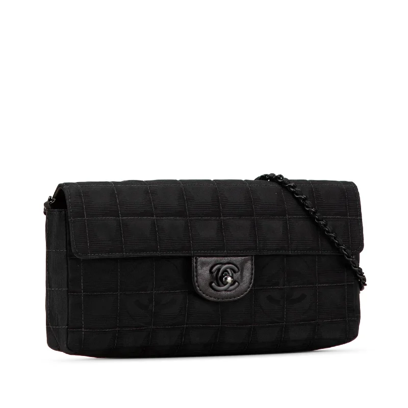 Chanel New Travel Line East West Flap (WQvcO7)